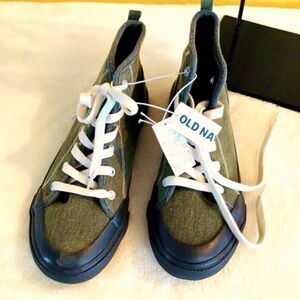 OLD NAVY HIGH TOP LACE UP SNEAKERS -GREEN 5 NWT